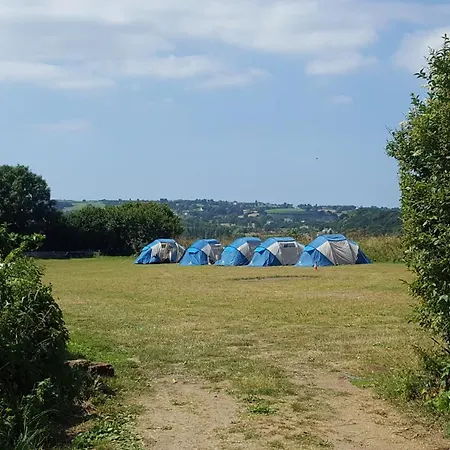 Jersey And Activity Centre - Jaac אכסניה *
