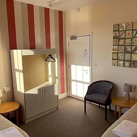 Hostel Jersey And Activity Centre - Jaac *