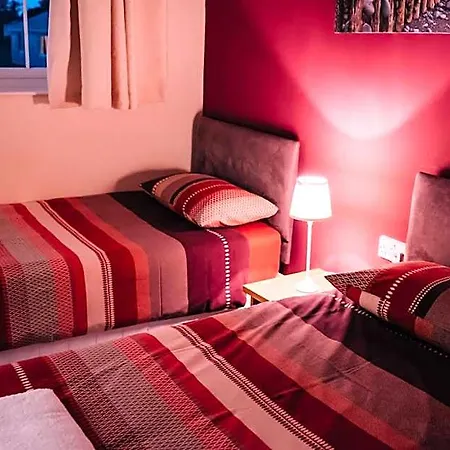Hostel Jersey And Activity Centre - Jaac Gorey
