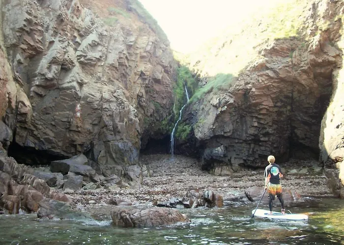 Vandrerhjem Jersey And Activity Centre - Jaac *